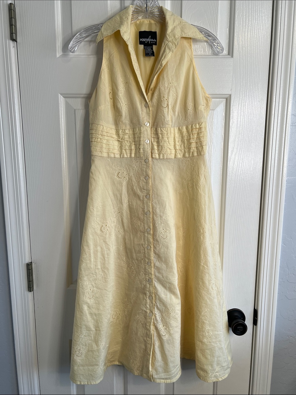 Vintage butter yellow eyelet midi dress with collar 6P positive attitude